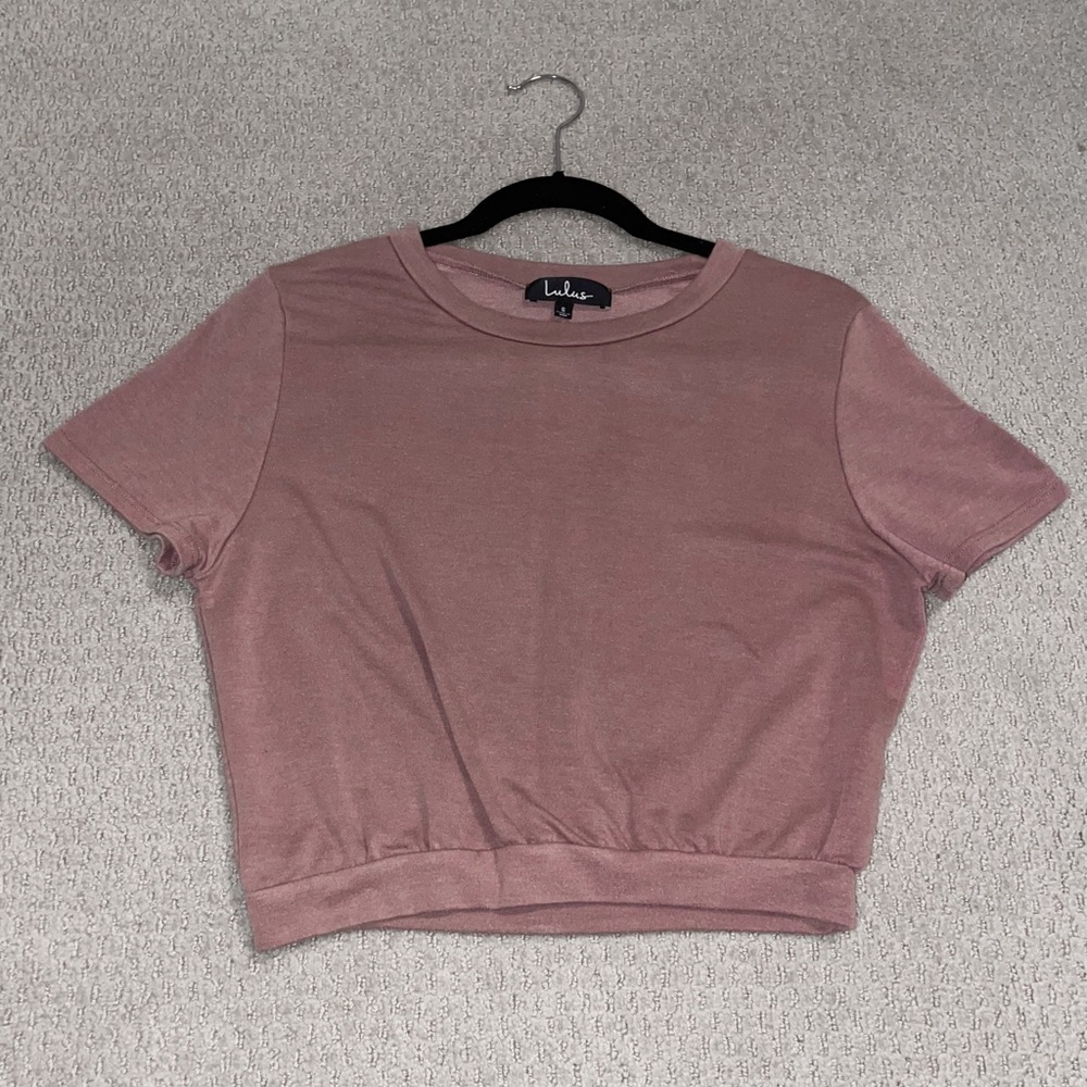 Slightly cropped Lulus top